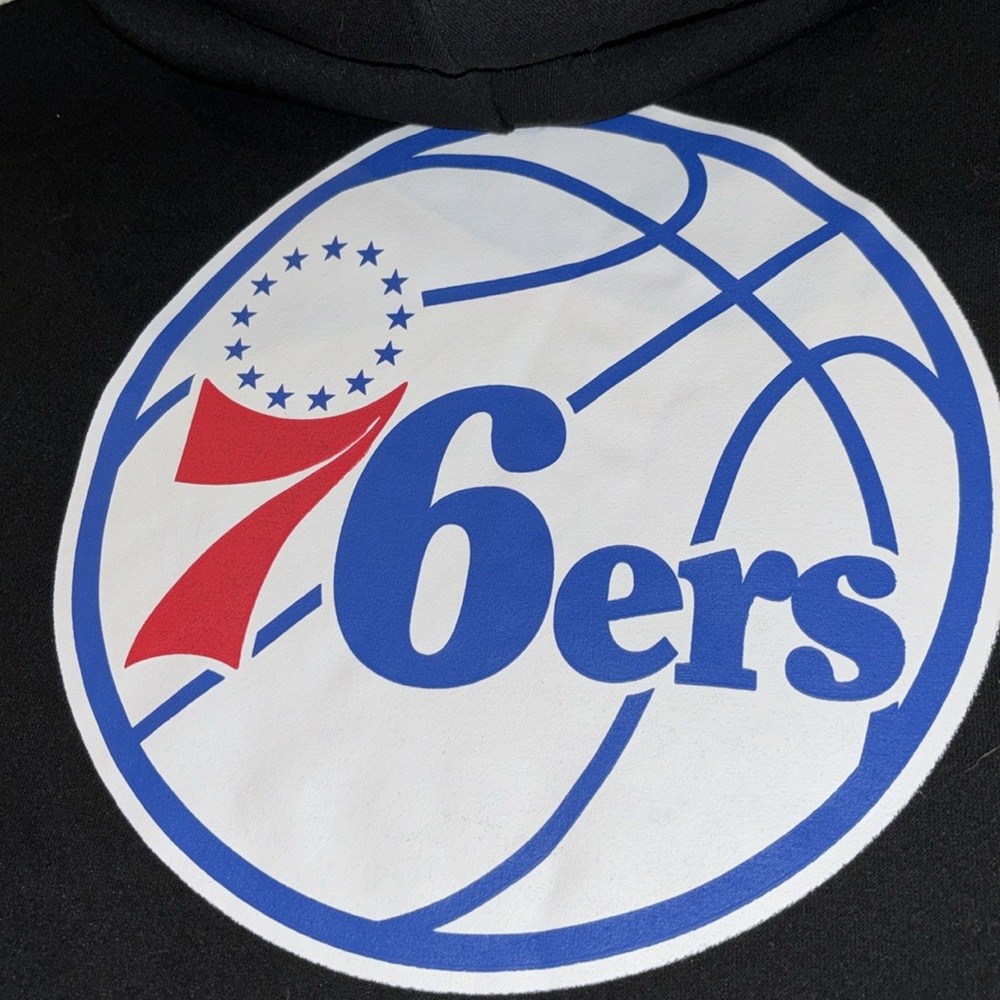 NBA men’s Philadelphia 76’ers black and grey hooded sweatshirt size large - Picture 8 of 8